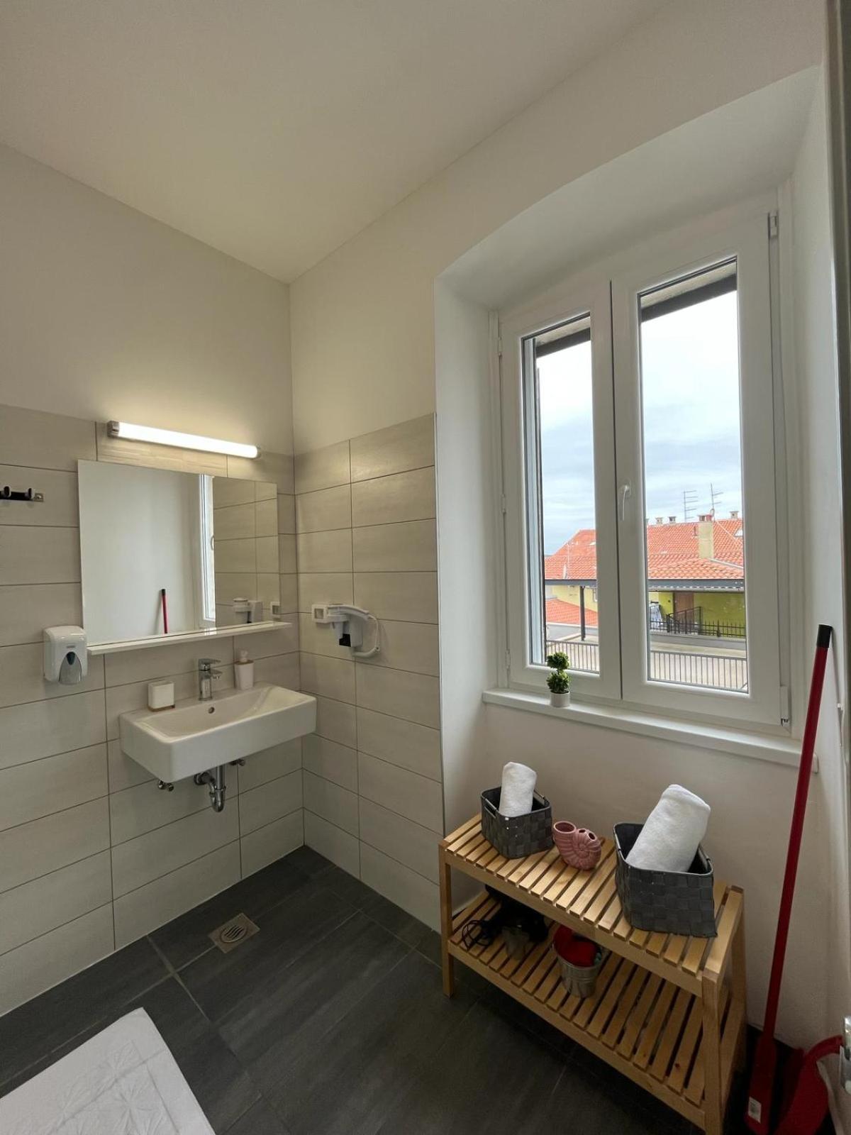 Apartment Arena Pula Bagian luar foto